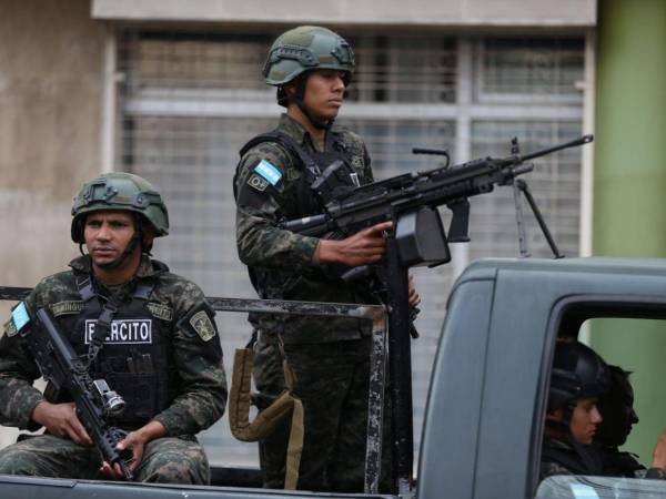 Esta semana, el Congreso Nacional de Honduras vivirá sesiones cruciales, por lo que las Fuerzas Armadas han reforzado la seguridad en sus alrededores para prevenir cualquier acto violento o interrupción.