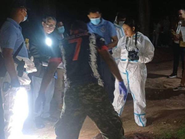 Las autoridades reconocieron y levantaron el cuerpo del prestamista Kelvin Javier Hernández Sánchez, que fue asesinado a balazos la noche del sábado en la colonia Santa María de la capital.