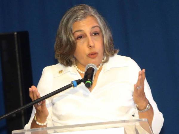 La presidenta del Cohep, Anabel Gallardo, solicitó que cesen las manifestaciones y lamentó que el escrutinio especial no haya iniciado.