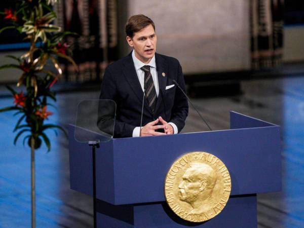 Jørgen Watne Frydnes, presidente del Comité Noruego del Nobel, durante su discurso en la ceremonia del Premio Nobel de la Paz en Oslo.