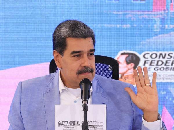 La Asamblea Nacional reiteró su respaldo a Maduro, a quien consideró como un garante de la paz y protector de la sólida democracia.