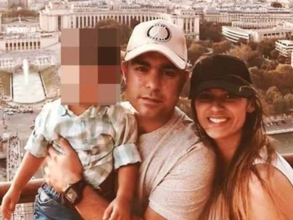 Andrea Bejarano, de 34 años de edad, fue hallada muerta por agentes de la Policía Nacional de España, en la ciudad de Burgos, luego de haber permanecido desaparecida por varios días. Su esposo identificado como Jaime Alberto Nebreda Vélez, confesó el crimen y condujo a las autoridades al lugar donde ocultó su cuerpo.