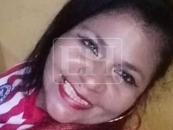 Madre de tres pequeñas y una mujer luchadora era Claudia Aceituno, quien habría sido asesinada y luego enterrada por su actual pareja. Declaraciones brindadas indican que este habría estado preso por el delito de feminicidio, pero Aceituno le habría ayudado a pagar la fianza. Esto es lo que se sabe: