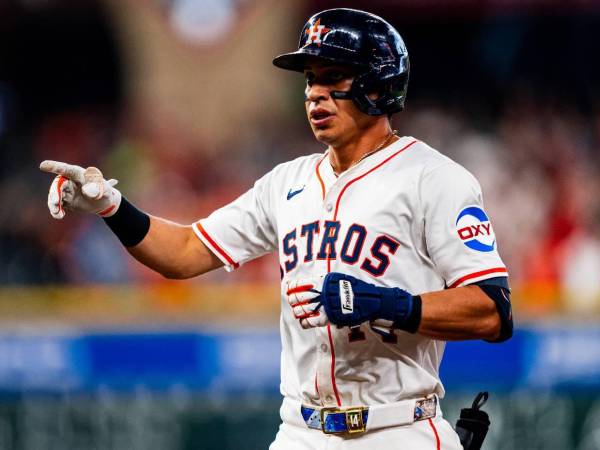 Mauricio Dubón tuvo una gran temporada pese a la poca oportunidad de juego.