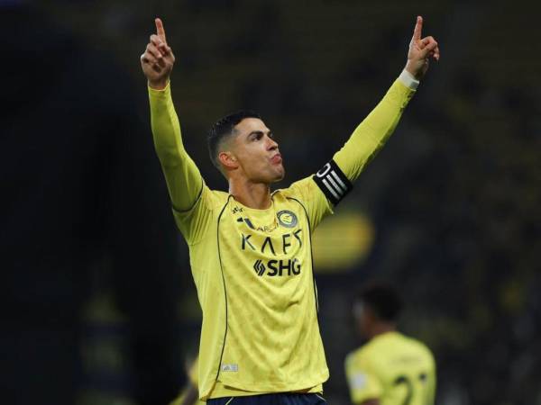 Cristiano Ronaldo sigue firme hacia su objetivo de lograr los mil goles.