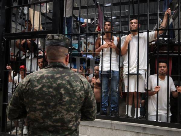 El sistema penitenciario hondureño ha enfrentado durante años un problema de hacinamiento.