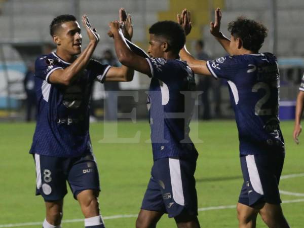 Denis Meléndez y Jorge Serrano anotaron para el Motagua sobre el Victoria.