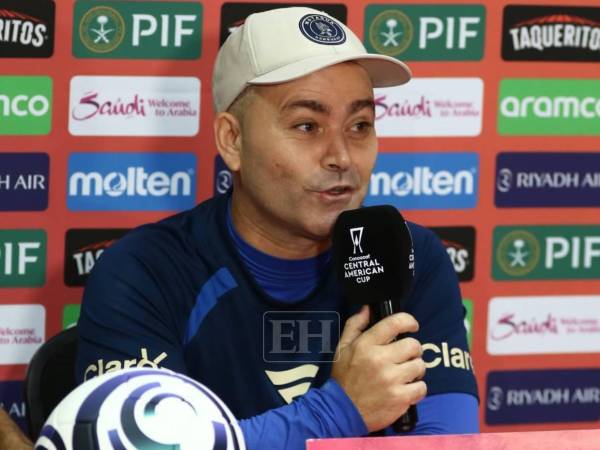 Javier López, técnico de Motagua, confía en la preparación y la mentalidad de su equipo.