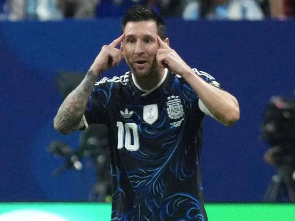 Lionel Messi brilló con dos asistencia en la semifinal contra Inglaterra.
