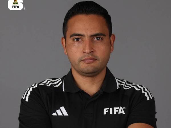 FIFA confirmó que el Matemático dirigirá el duelo Qatar vs Suiza del Grupo B.
