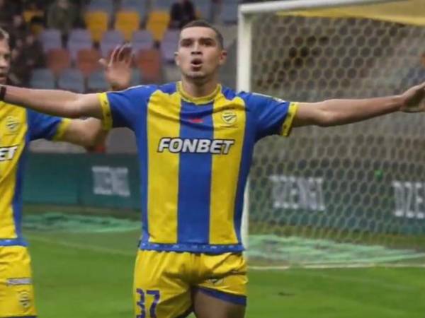 Erick Puerto anota su segundo gol con el Bate Borisov de Bielorussia