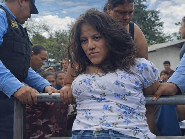 La detenida habría amenazado al menor con un cuchillo, sin embargo, la rápida acción de su madre evitó que se lo llevara.