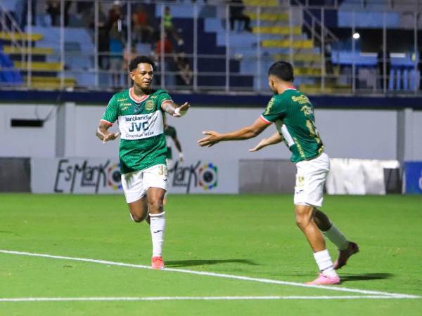 Imágenes del desarrollo del partido.