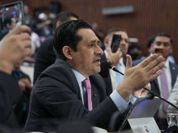 Durante el juicio político, un audio expuesto ante el pleno se usó como presunta evidencia de que Mario Morazán confesó haber recibido presión de Libre para ausentarse de reuniones.