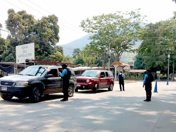 Retenes policiales en Chamelecón tras ataque de mareros en la zona norte del país.