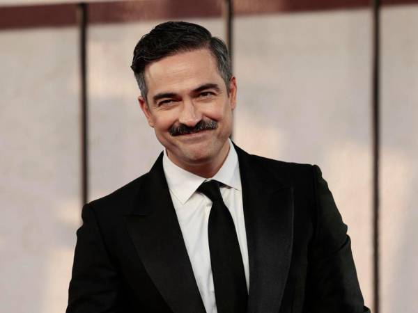 La producción de Prime Video está compuesta por ocho episodios en los que Herrera interpretará a Esteban Trueba.