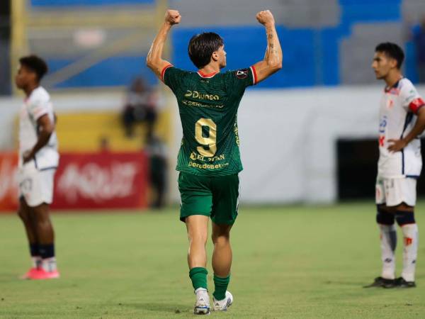 Brian Farioli anotó el primer gol de Marathón sobre Real Estelí en el Morazán.