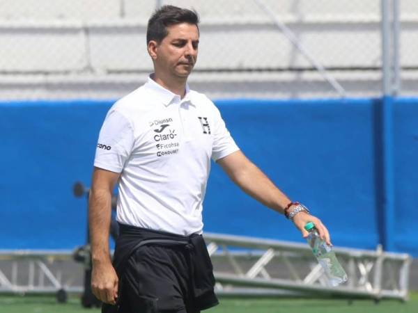 Francis Hernández ha pedido paciencia a la afición y que confíen en el proceso.