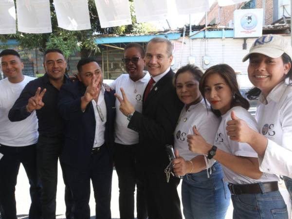 El Colegio de Abogados de Honduras (CAH) desarrolla este sábado 7 de febrero sus elecciones internas a nivel nacional, un proceso clave que permitirá definir a los candidatos que competirán en las elecciones generales del gremio previstas para el 14 de marzo de 2026, cuando se renovará la Junta Directiva Nacional y otras instancias.