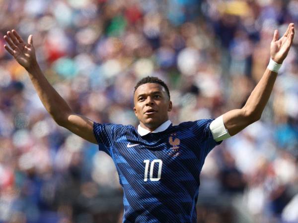Desde su debut en Rusia 2018, Mbappé acumula 19 goles en la misma cantidad de partidos, con una marca difícil de superar para las futuras generaciones: 11 anotaciones en partidos de mata-mata mundialista.