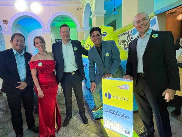 El evento de lanzamiento reunió a ejecutivos, socios estratégicos y colaboradores que celebraron el nuevo capítulo de Cementos Argos Honduras.