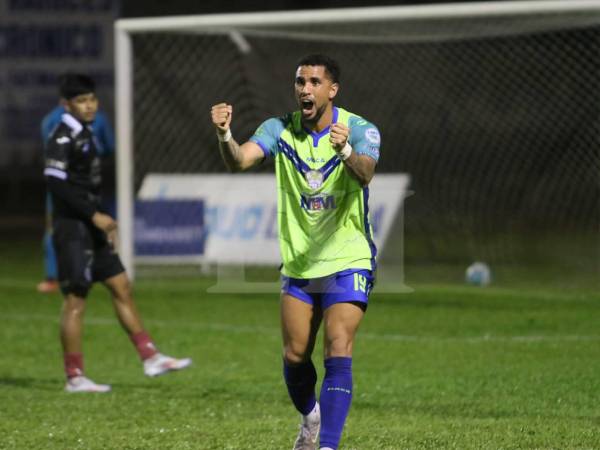 Imágenes del desarrollo del partido.