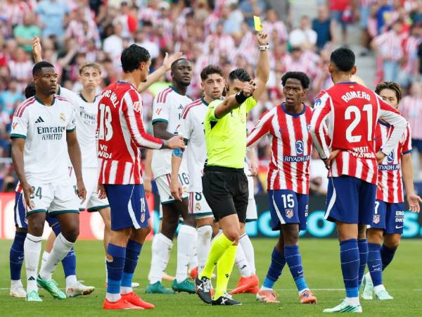La Federación Española publicó los audios correspondientes a las dos jugadas que fueron revisadas en el monitor del VAR.