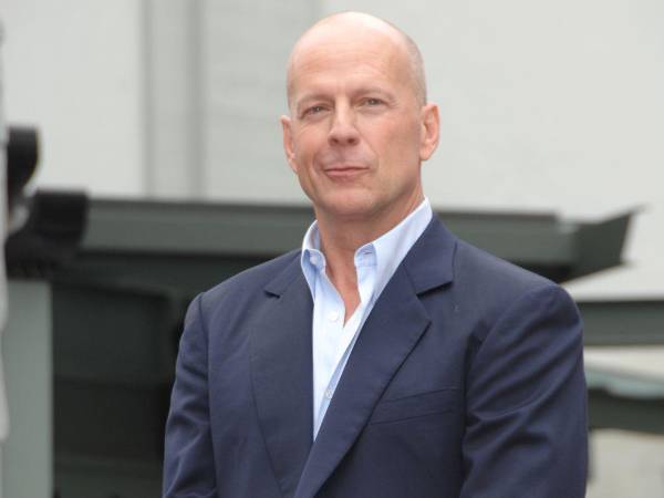 En 2023 el actor de Hollywood Bruce Willis fue diagnosticado con demencia frontotemporal y desde entonces estuvo al cuidado de su esposa Emma Heming Willis, sin embargo en los últimos meses la familia ha tenido que reorganizar su vida por completo para darle los mejores cuidados de salud.