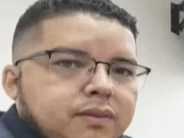 Luis Miguel Gómez permanece hospitalizado y bajo resguardo tras sobrevivir a un atentado armado en San Pedro Sula.