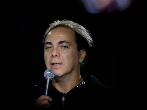 El salto de Cristian Castro al heavy metal es uno de los episodios más peculiares en la trayectoria del cantante.