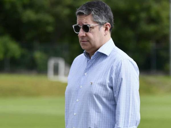 El mandamás del equipo Olimpia confirmó que tienen tres ofertas en la mesa.