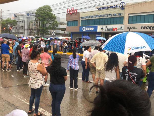 Las precipitaciones alcanzan mayor fuerza en el sur, occidente y centro, según Cenaos, mientras el Caribe y el Golfo presentan oleaje moderado