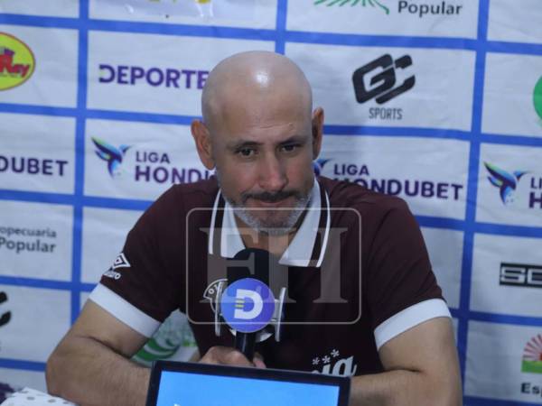 El técnico del Olimpia se mostró apesarado tras caer en La Ceiba.