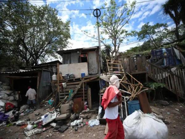 En el Distrito Central, alrededor de 90,000 personas viven en pobreza relativa y 85.000 en pobreza extrema, según datos del INE.