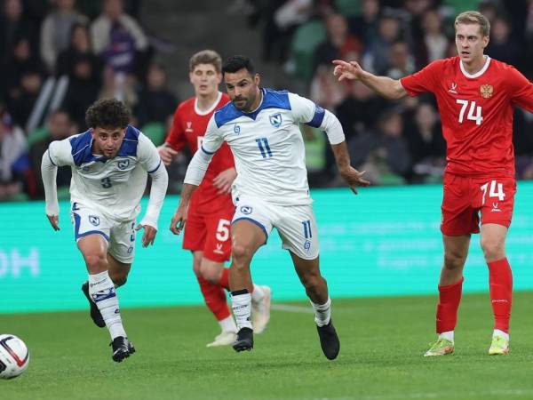 Nicaragua jugó casi toda la segunda parte con un futbolista menos ante Rusia.