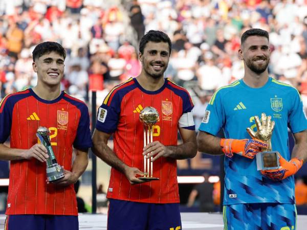 España fue la mejor del torneo y arraso con la mayoría de premios.
