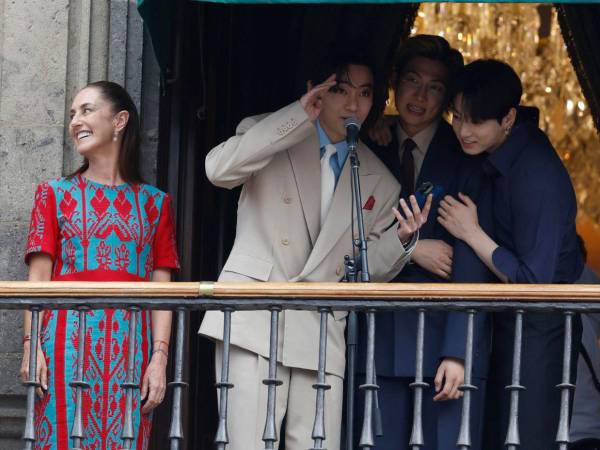 La visita de BTS a México fue un evento viral que conmocionó a sus seguidores y que además mostró una cercanía con Sheinbaum, quien prometió el regreso del grupo al país norteamericano.