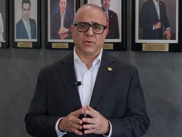 Karim Faraj, presidente de la CCIT realizó un llamado a la unidad de todos los sectores para buscar la paz.