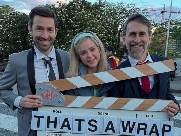 La película marcará el debut en inglés del director y contará con un guion de Lori Evans Taylor, coautora de la anterior cinta, en un intento por revitalizar una de las franquicias de terror más emblemáticas de las últimas dos décadas.