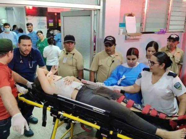 El centro hospitalario recibió un total de 11 personas heridas a causa de la tragedia. A excepción de los dos pacientes en estado crítico, el resto se encuentra estable.