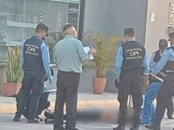 Escena donde quedó el cuerpo sin vida de Wilmer Murillo.