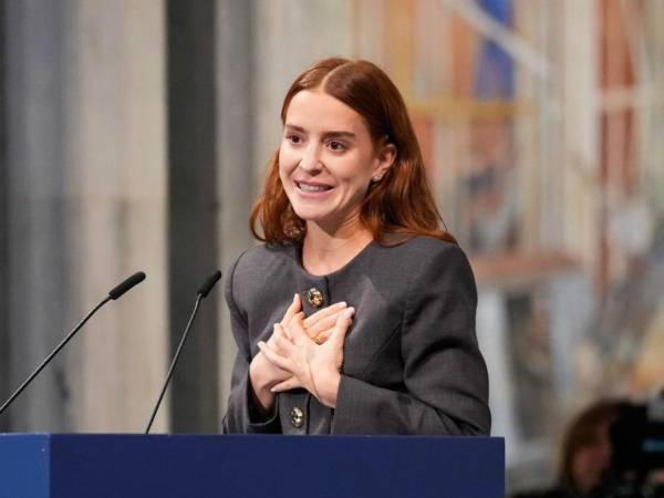 Ana Corina Sosa recibió el premio Nobel de la Paz tras la ausencia de su madre, María Corina Machado.