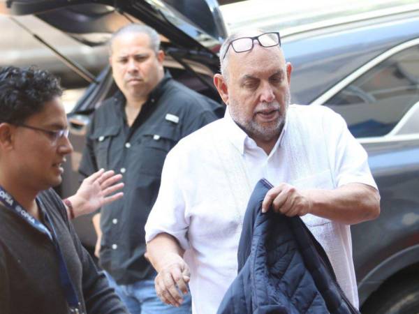 El exsenador calificó como un delito el no haber entregado las maletas electorales en el tiempo y la forma adecuados.