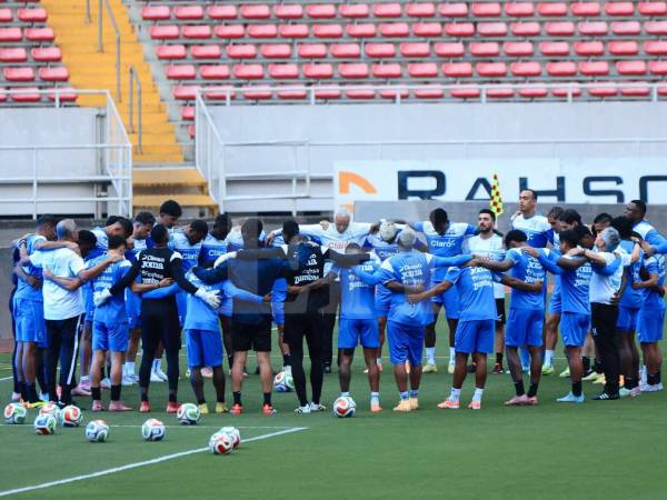 Honduras llega con la obligación de derrotar a Costa Rica en su casa.