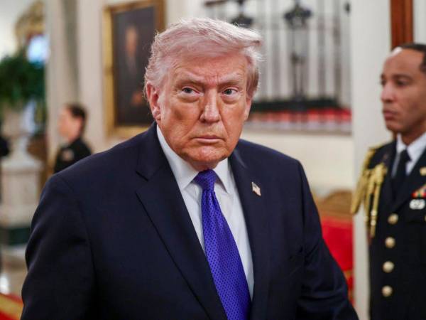 Trump ha prometido que la ofensiva contra Irán continuará hasta destruir todo su programa de misiles.