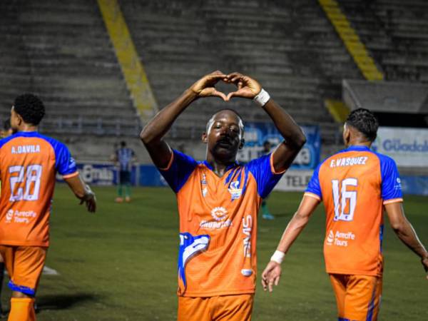 Lobos de la UPNFM le ganó la serie al Juticalpa ya que salió victorioso en ambos juegos.