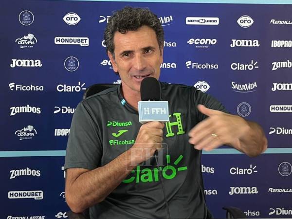 El DT de la H habló en conferencia en el primer día de entreno de la Bicolor.