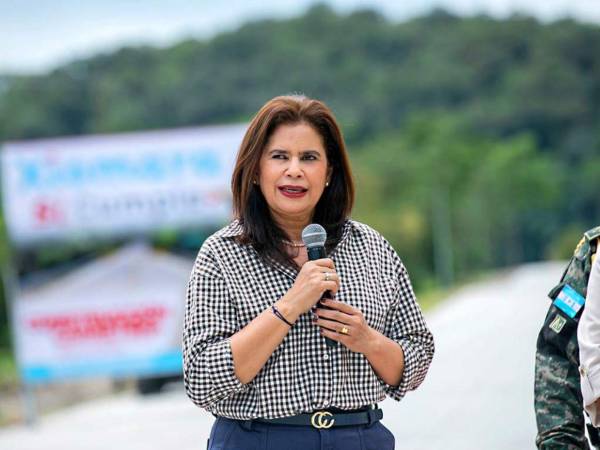La excandidata presidencial de Libre lanzó fuertes acusaciones contra las actuales autoridades.