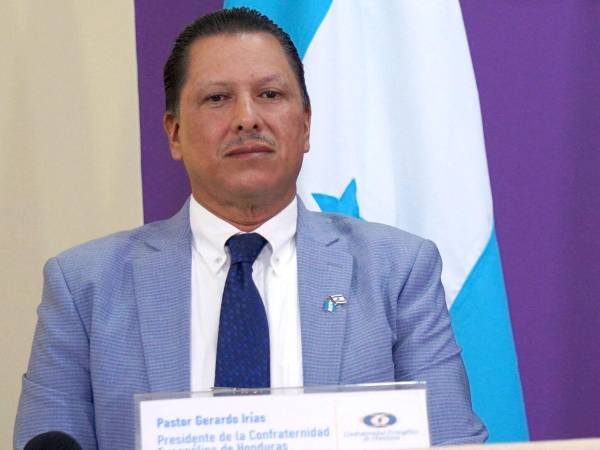 El pastor Gerardo Irías se refirió al Partido Libre y a la izquierda.