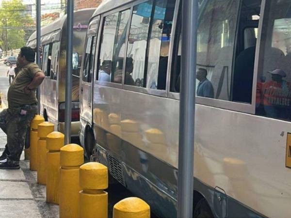 De acuerdo con sus denuncias, el Estado aún les adeuda el pago de cuatro meses del bono, lo que afecta directamente sus ingresos y actividades diarias.